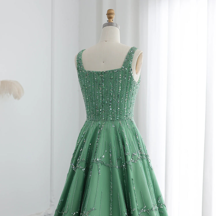 Vestido de Festa Verde Longo com Alça Estilo Spaghetti e Bordados
