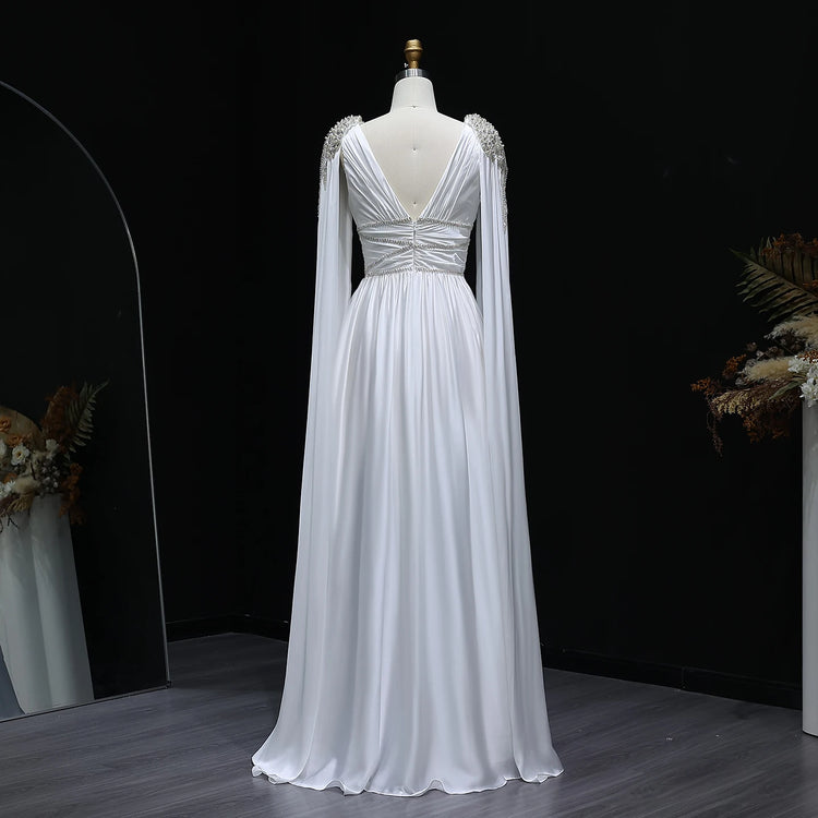 Vestido de Festa Luxo em Cetim e Capa Decorada com Cristais