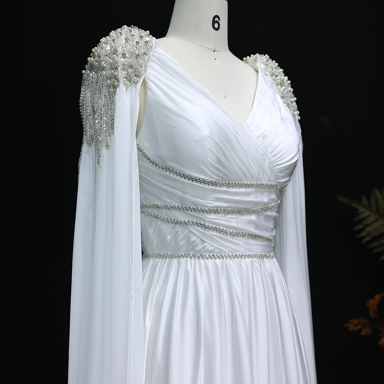 Vestido de Festa Luxo em Cetim e Capa Decorada com Cristais