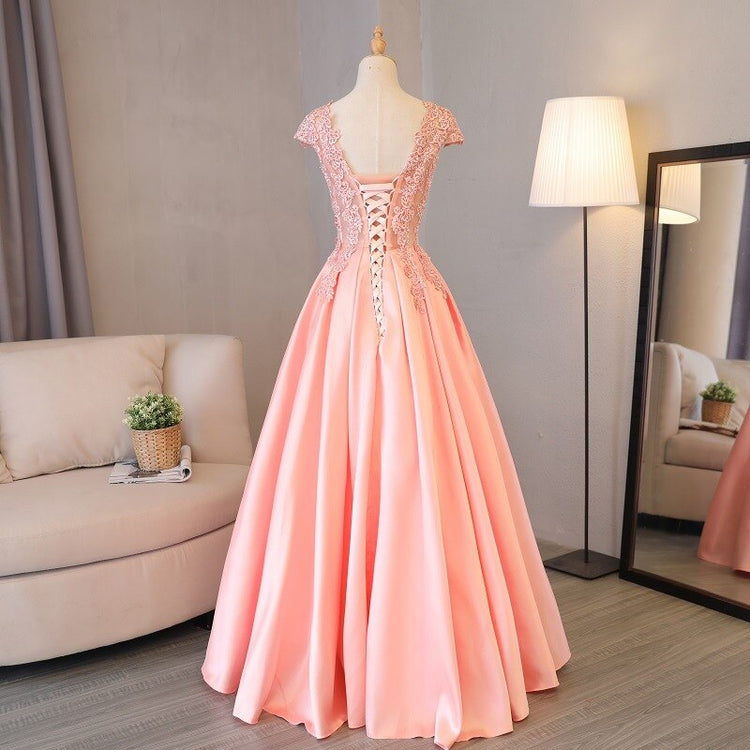 Vestido de Festa Longo em Cetim Decorado com Cristais (Pronta Entrega)