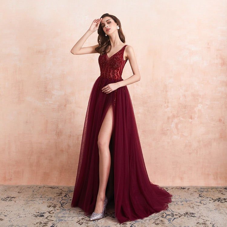 Vestido de Festa Longo Marsala em Tule com Detalhes em Cristais (Pronta Entrega)