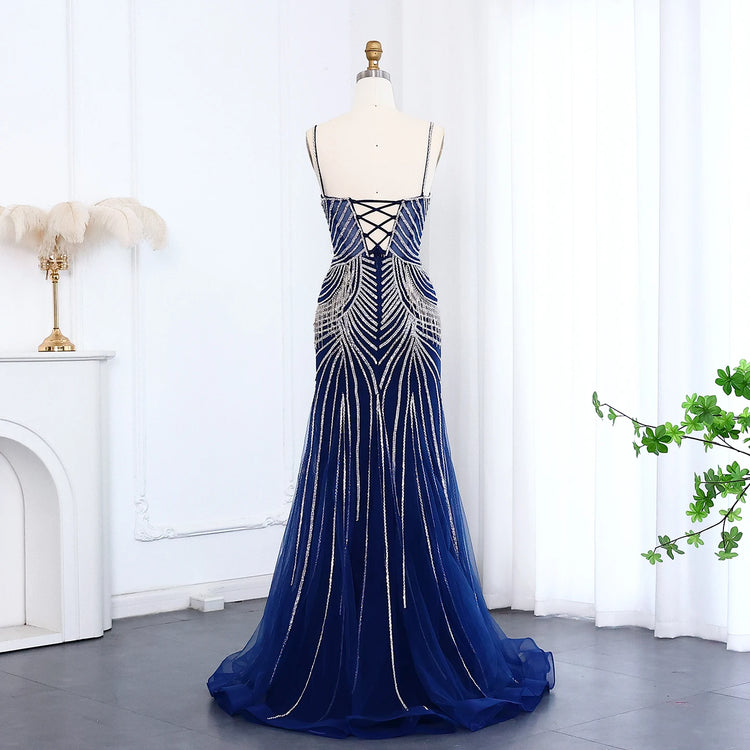 Vestido de Festa Sereia com Seda Cristalina e Decote Espaguete