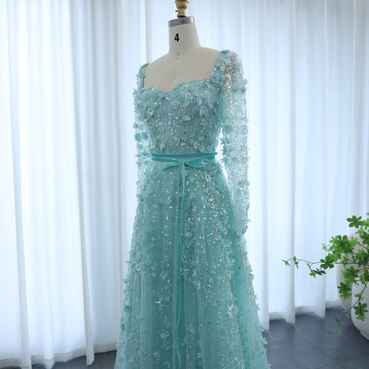 Vestido de Festa Longo Romântico Todo Decorado em Flores e Pedraria