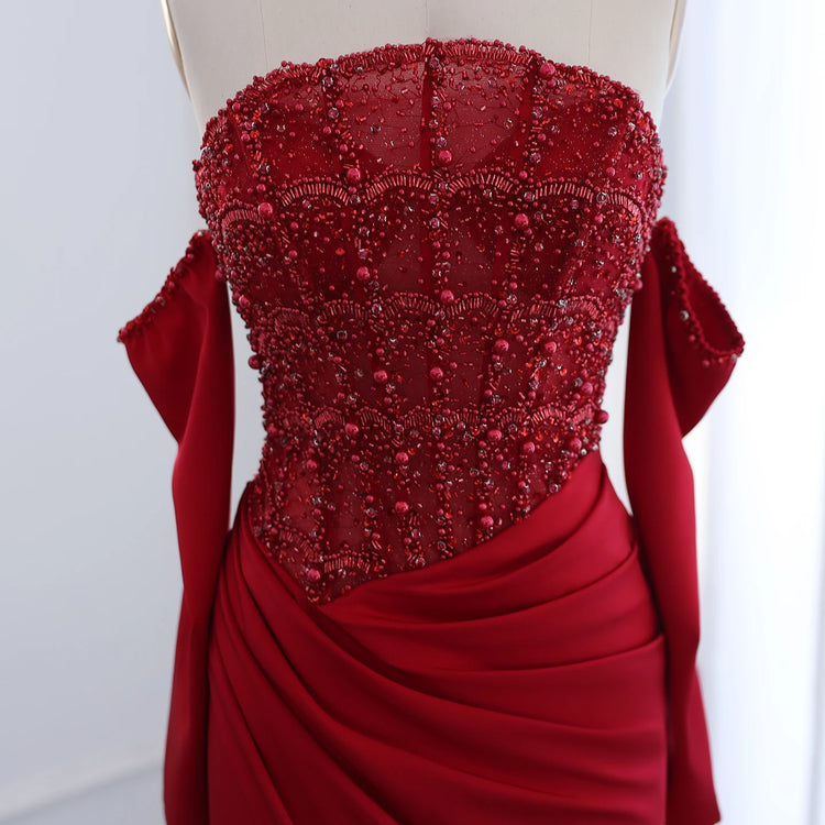 Vestido de Festa Sereia com Fenda Alta e Detalhes Escalopados