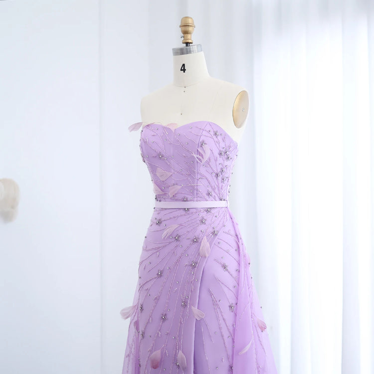 Vestido de Festa Lilás Encanto em Renda Slit