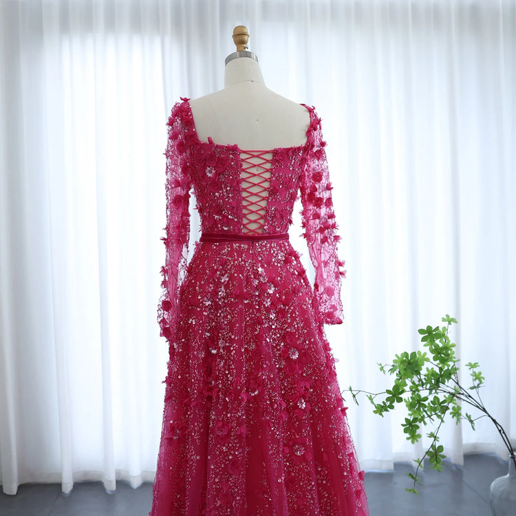 Vestido de Festa Longo Romântico Todo Decorado em Flores e Pedraria