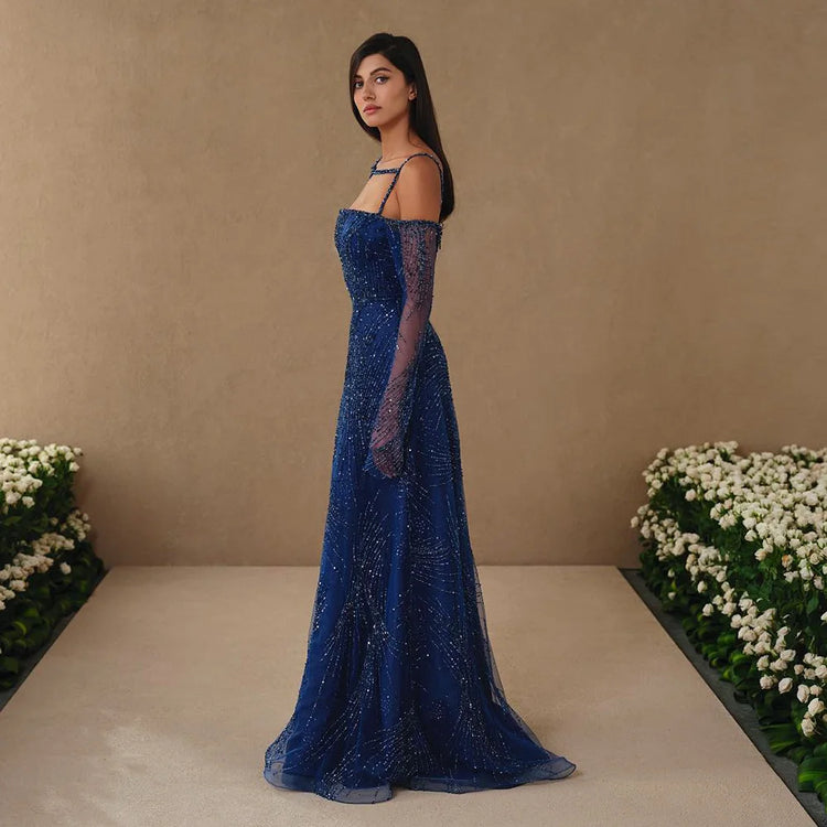 Vestido de Festa com Mangas Longas e Pedrarias