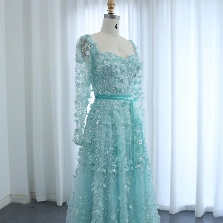 Vestido de Festa Longo Romântico Todo Decorado em Flores e Pedraria