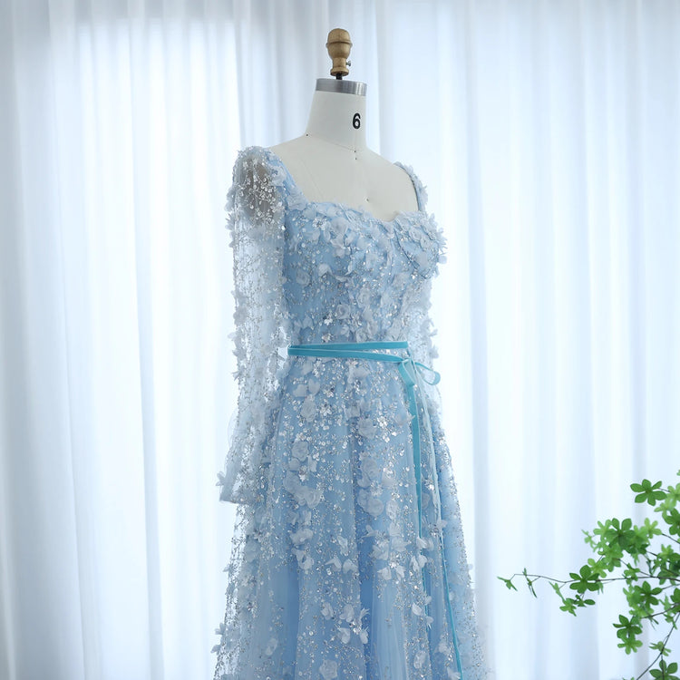 Vestido de Festa Longo Romântico Todo Decorado em Flores e Pedraria