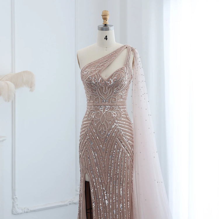 Vestido de Festa Sereia com Detalhes de Pedrarias e Manga Capa