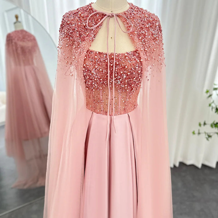 Vestido de Festa Luxo com Capa e Detalhes em Cristais