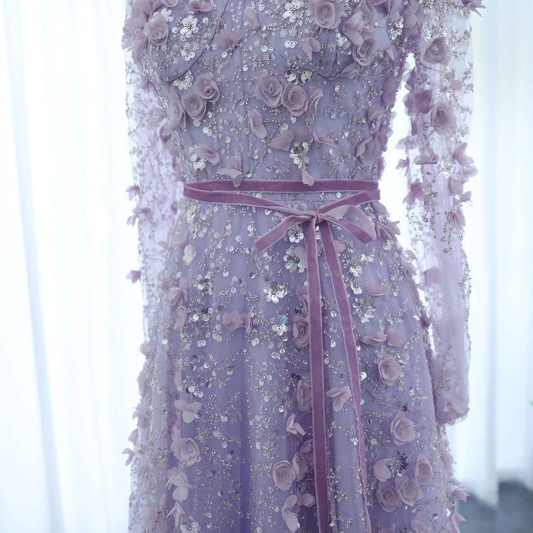 Vestido de Festa Longo Romântico Todo Decorado em Flores e Pedraria