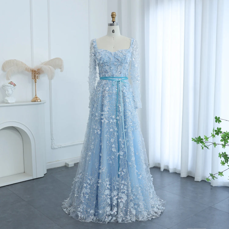 Vestido de Festa Longo Romântico Todo Decorado em Flores e Pedraria