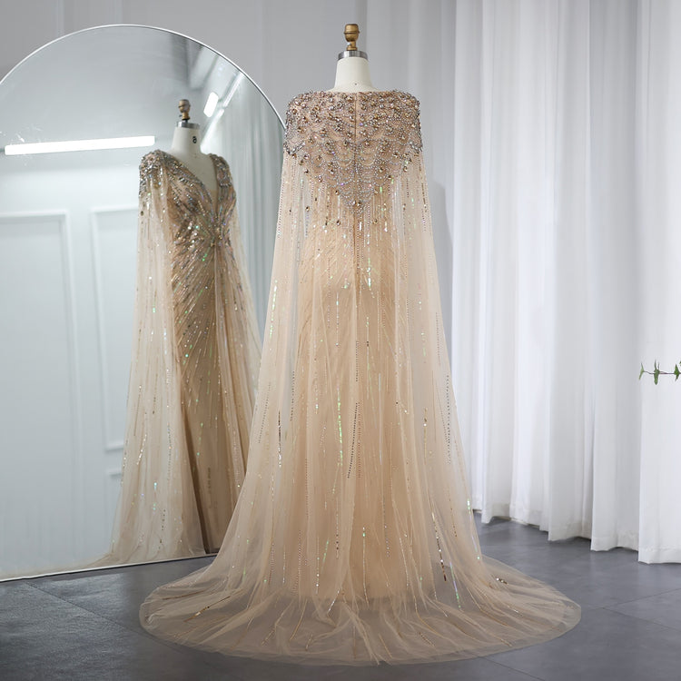Vestido de Festa Maxi Luxo Adornado em Cristais com Capa Detalhada - Modelo Especial