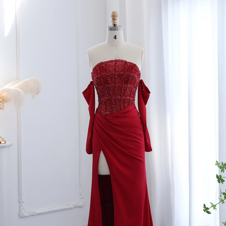 Vestido de Festa Sereia com Fenda Alta e Detalhes Escalopados