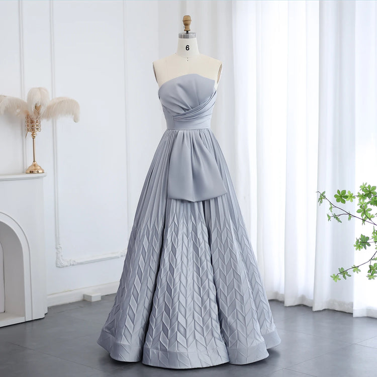 Vestido de Festa Longo Encantador em Tule com Cristais
