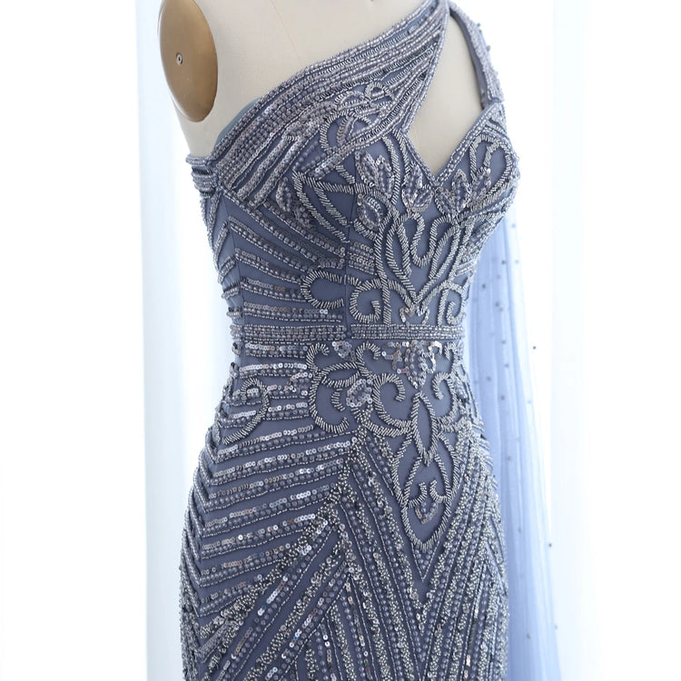 Vestido de Festa Sereia com Detalhes de Pedrarias e Manga Capa