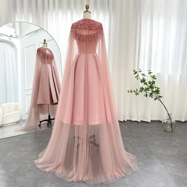 Vestido de Festa Luxo com Capa e Detalhes em Cristais
