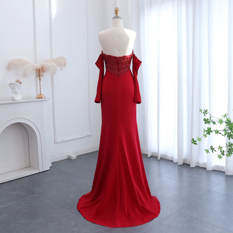 Vestido de Festa Sereia com Fenda Alta e Detalhes Escalopados