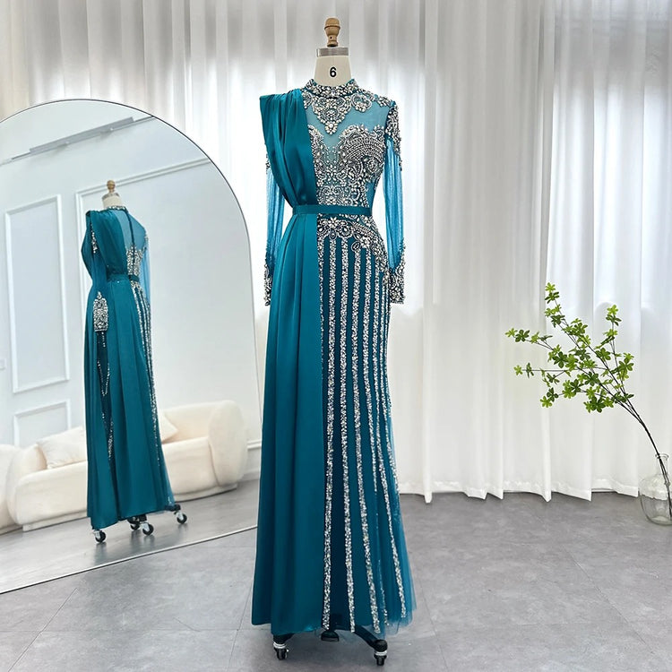 Vestido de Festa Luxo Absoluto com Decoração em Cristais com Efeito de Jóias - Modelo Especial