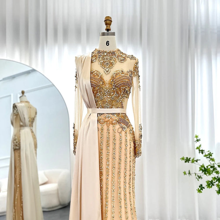 Vestido de Festa Luxo Absoluto com Decoração em Cristais com Efeito de Jóias - Modelo Especial