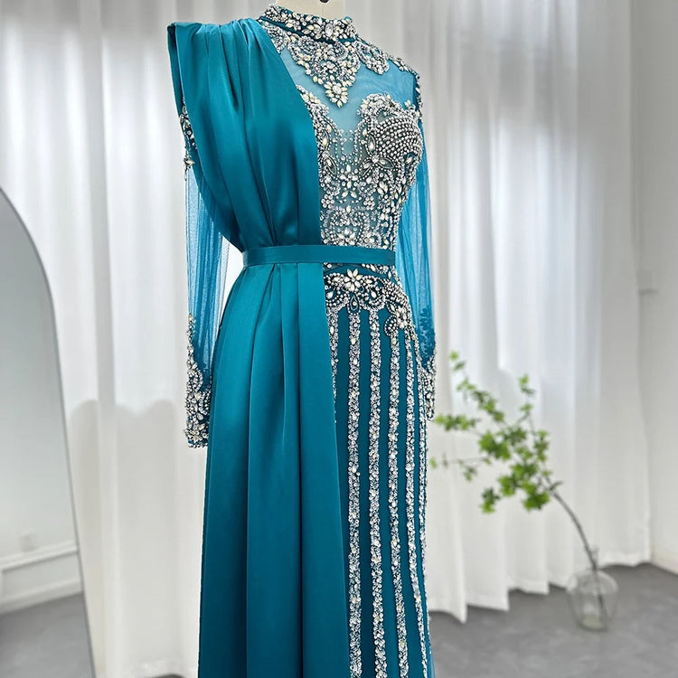 Vestido de Festa Luxo Absoluto com Decoração em Cristais com Efeito de Jóias - Modelo Especial