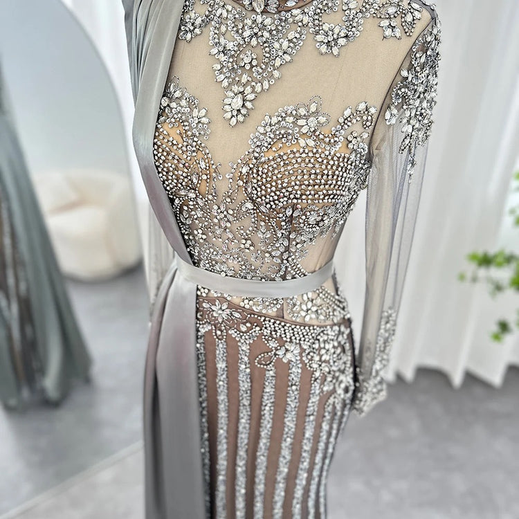 Vestido de Festa Luxo Absoluto com Decoração em Cristais com Efeito de Jóias - Modelo Especial