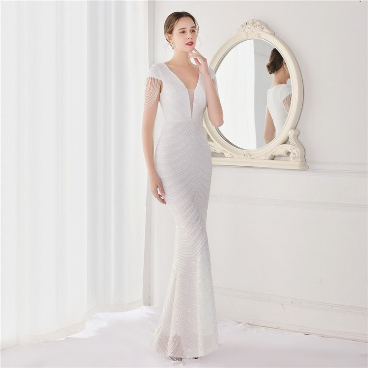 Vestido de Festa Luxo Sereia com Detalhes Paetês Branco