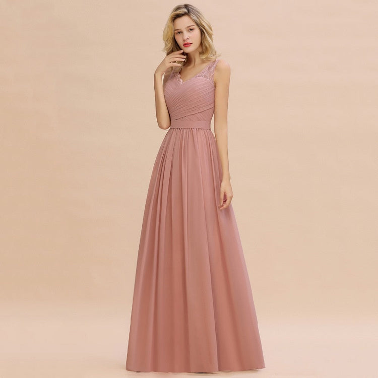 Vestido de Festa Longo Design Clássico com Detalhes em Renda (Pronta Entrega)