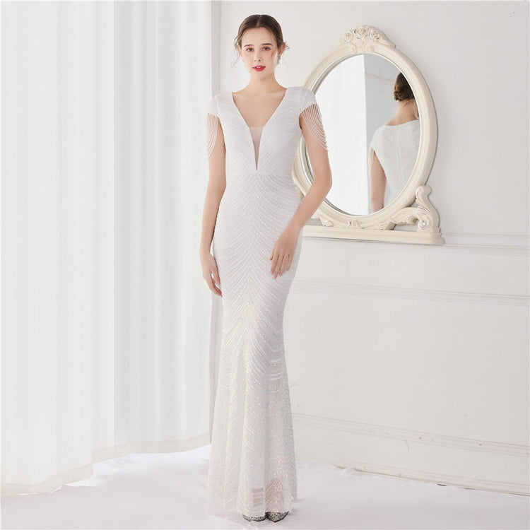 Vestido de Festa Luxo Sereia com Detalhes Paetês Branco