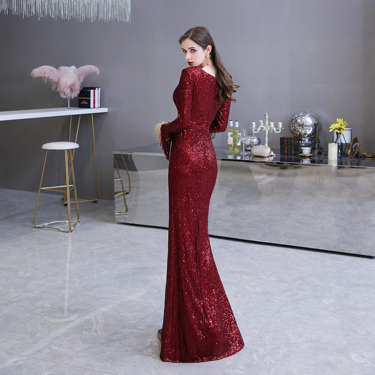 Vestido de Festa Longo com Decote e Manga Longa Elegante