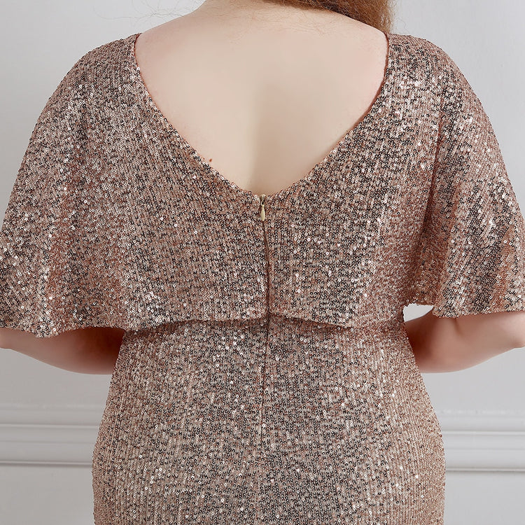 Vestido de Festa Plus Size com Manga Manta Dourado