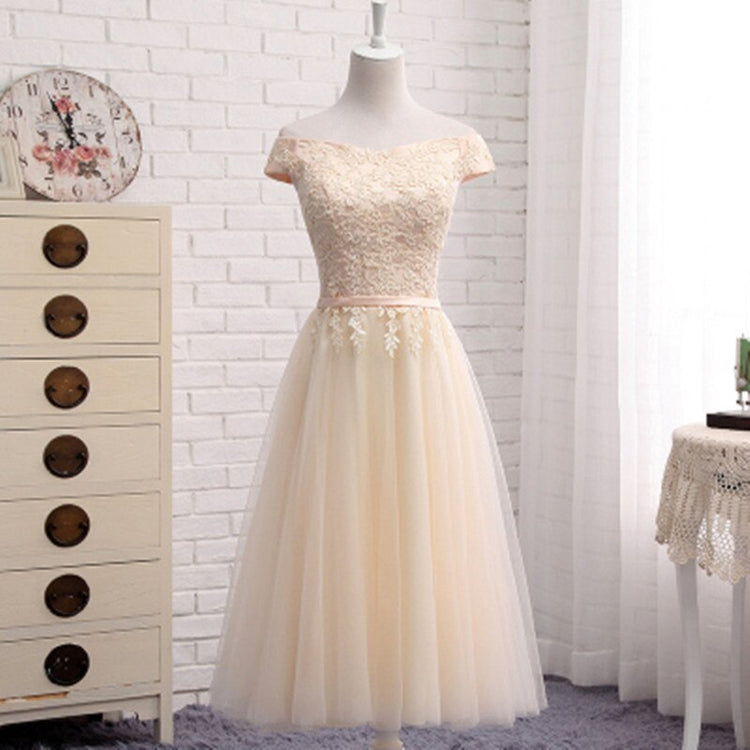 Vestido de Festa em Crepe com Renda em Champanhe