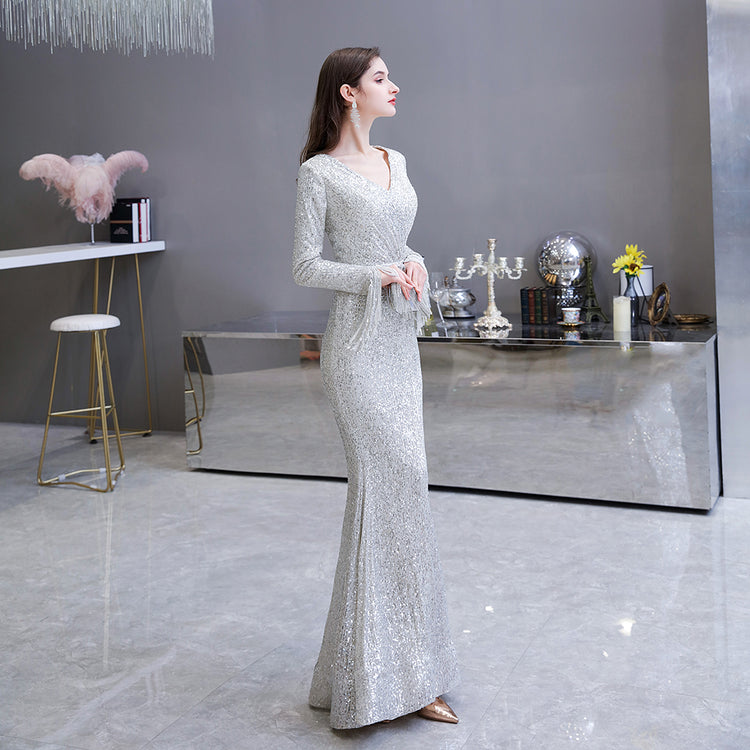 Vestido de Festa Longo com Decote e Manga Longa Elegante