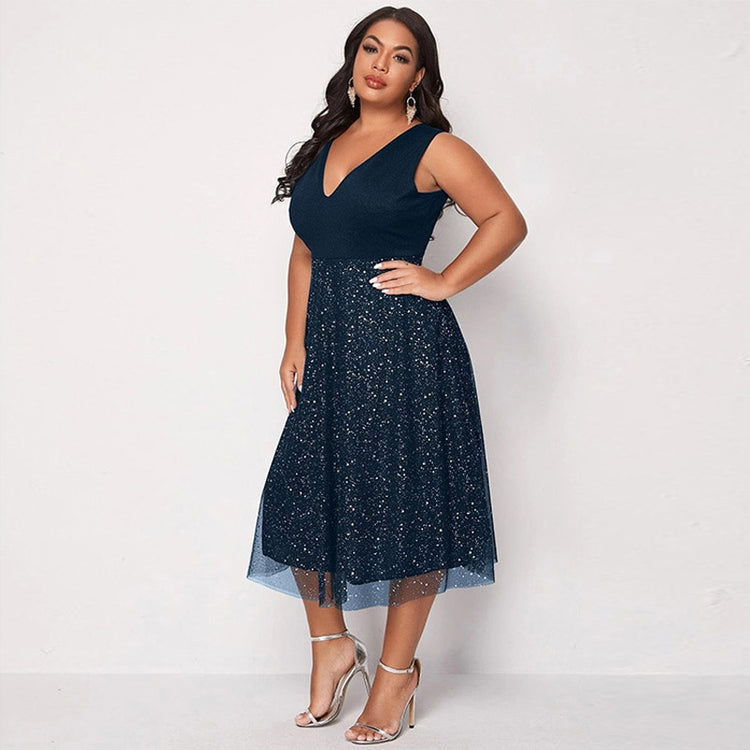 Vestido Plus Size com Decote V e Renda (Pronta Entrega)