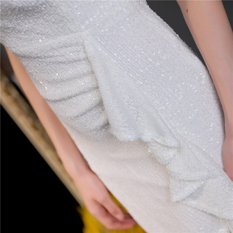 Vestido de Festa Longo Assimétrico com Detalhes Babados Branco