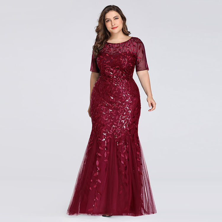 Vestido de Festa Elegante Marsala com Apliques Folhagem