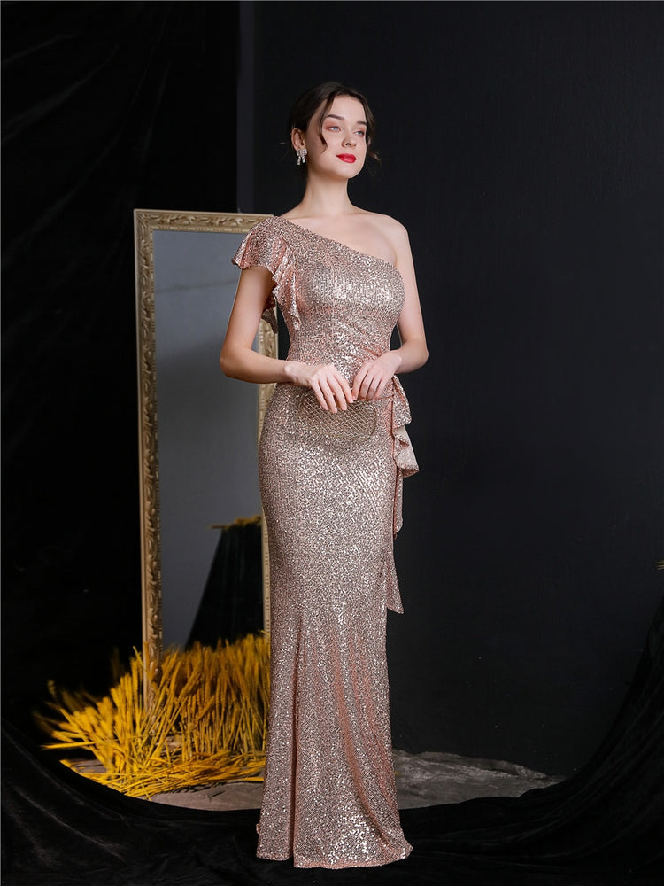 Vestido de Festa Longo com Abertura Bordada Brilho Dourado