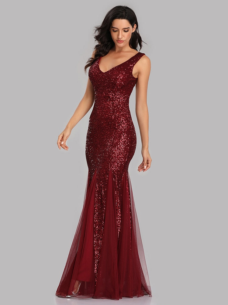 Vestido de Festa Longo Sereia com Detalhes Paetês Marsala