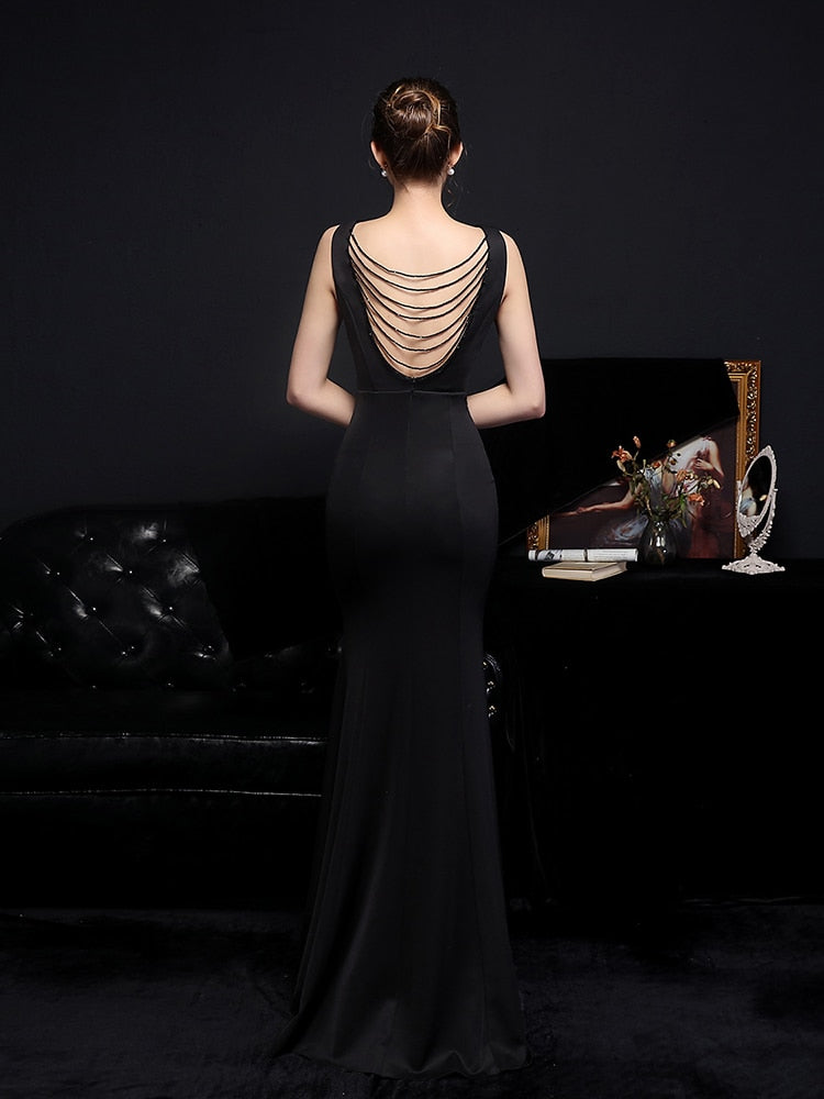 Vestido de Festa Longo Sereia com Abertura Lateral e Decote V Preto