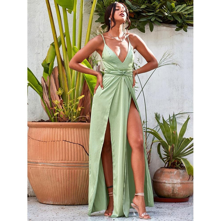 Vestido de Festa em Cetim com Maxi Fenda Verde Menta