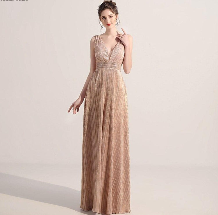 Vestido de Festa Longo em Chiffon Plissado Dourado
