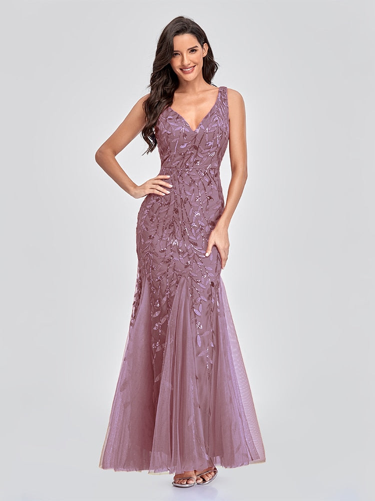 Vestido de Festa Longo Sereia com Detalhes Brilho Bordados Rosa Empoeirado