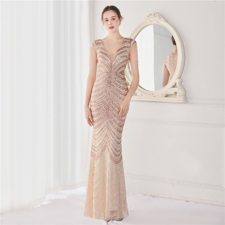 Vestido de Festa Luxo Sereia com Detalhes Paetês Dourado