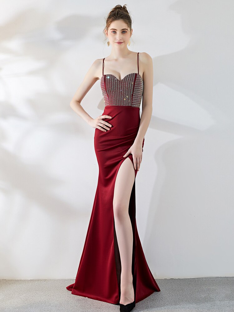 Vestido de Festa Longo em Cetim com Fenda