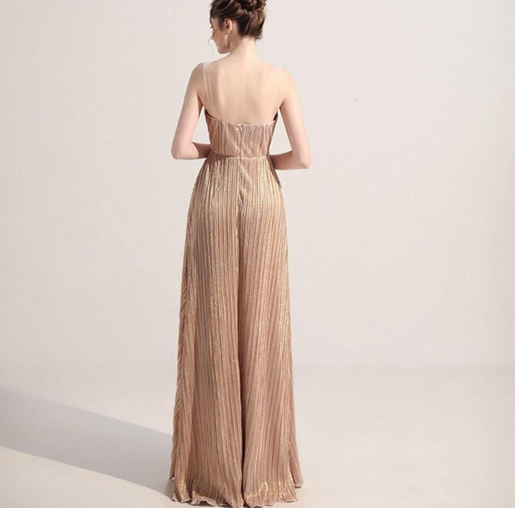 Vestido de Festa Longo em Chiffon Plissado Dourado