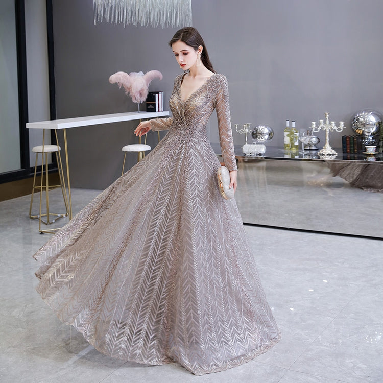 Vestido de Festa Rainha com Decote Plissado Prateado - Modelo Especial