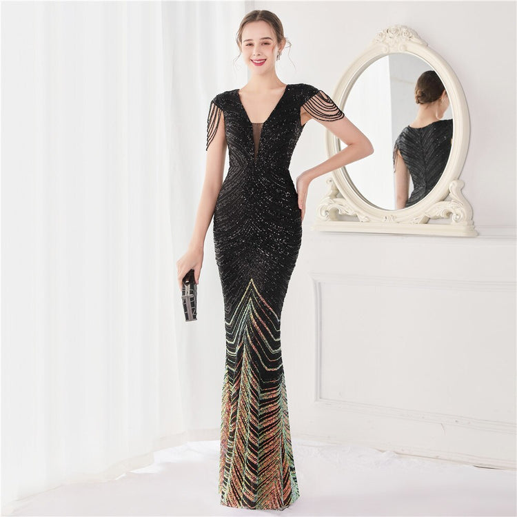 Vestido de Festa Luxo Sereia com Detalhes Paetês Preto