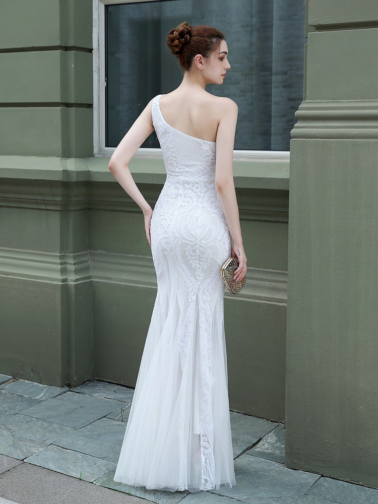 Vestido de Festa Ombro Único em Tule com Bordados Paetês Branco
