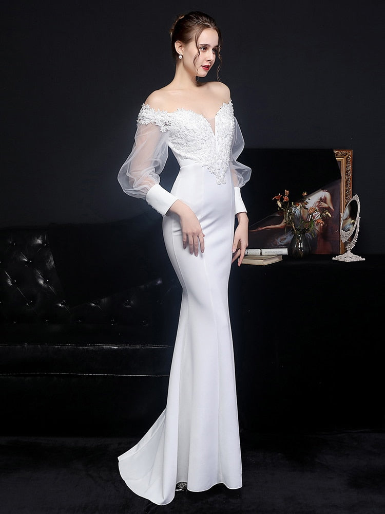 Vestido de Festa Longo Sereia com Manga com Renda e Detalhes Bordados Branco